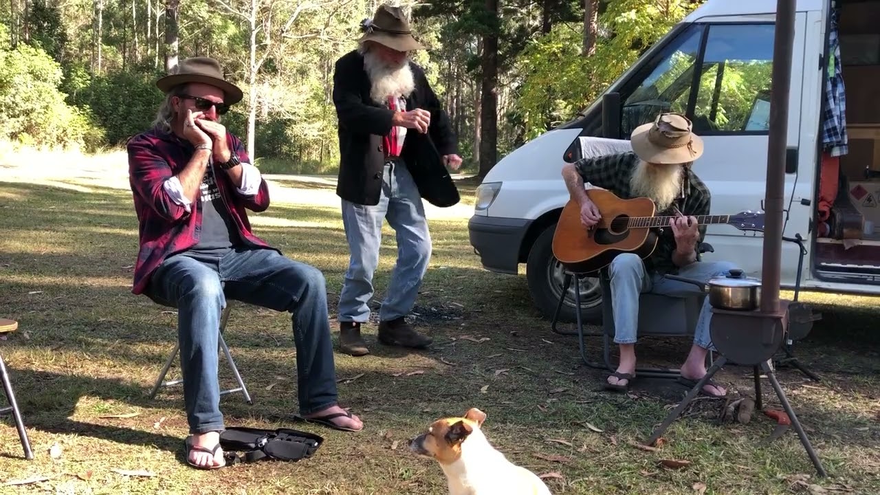 Keep Your Hands to Yourself [Georgia Satellites] by The Possum Scratchers, vid Juliette Lane