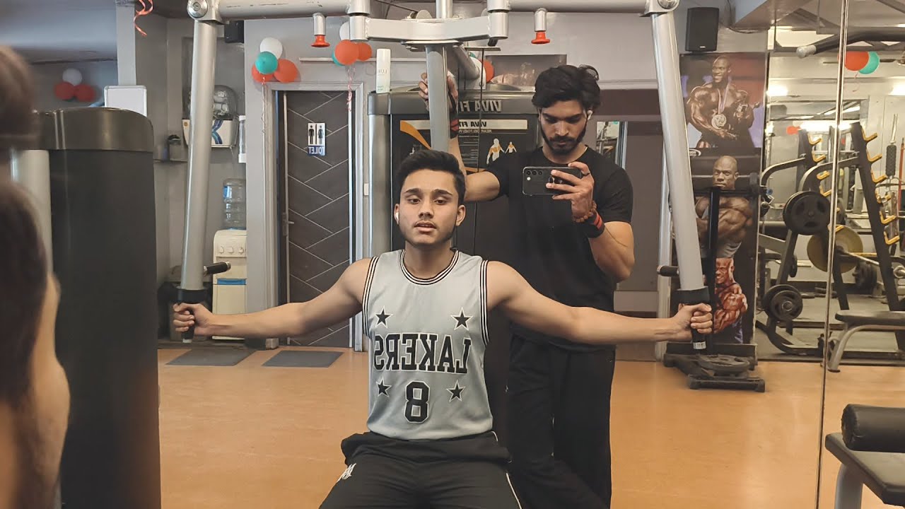 Chest Day Vlog🥵 Daily Vlog #1