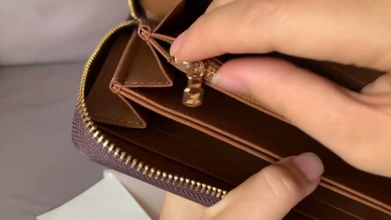 L-V M62581 Zippy Organizer