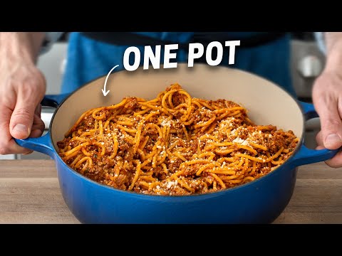 The Faster, BETTER Way to make Spaghetti & Meat Sauce (25 Mins!)