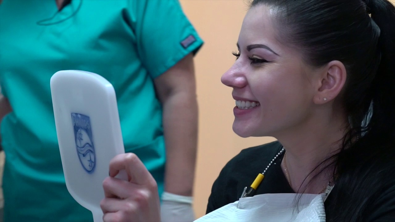 MUST SEE: Smile Makeovers changes this persons LIFE