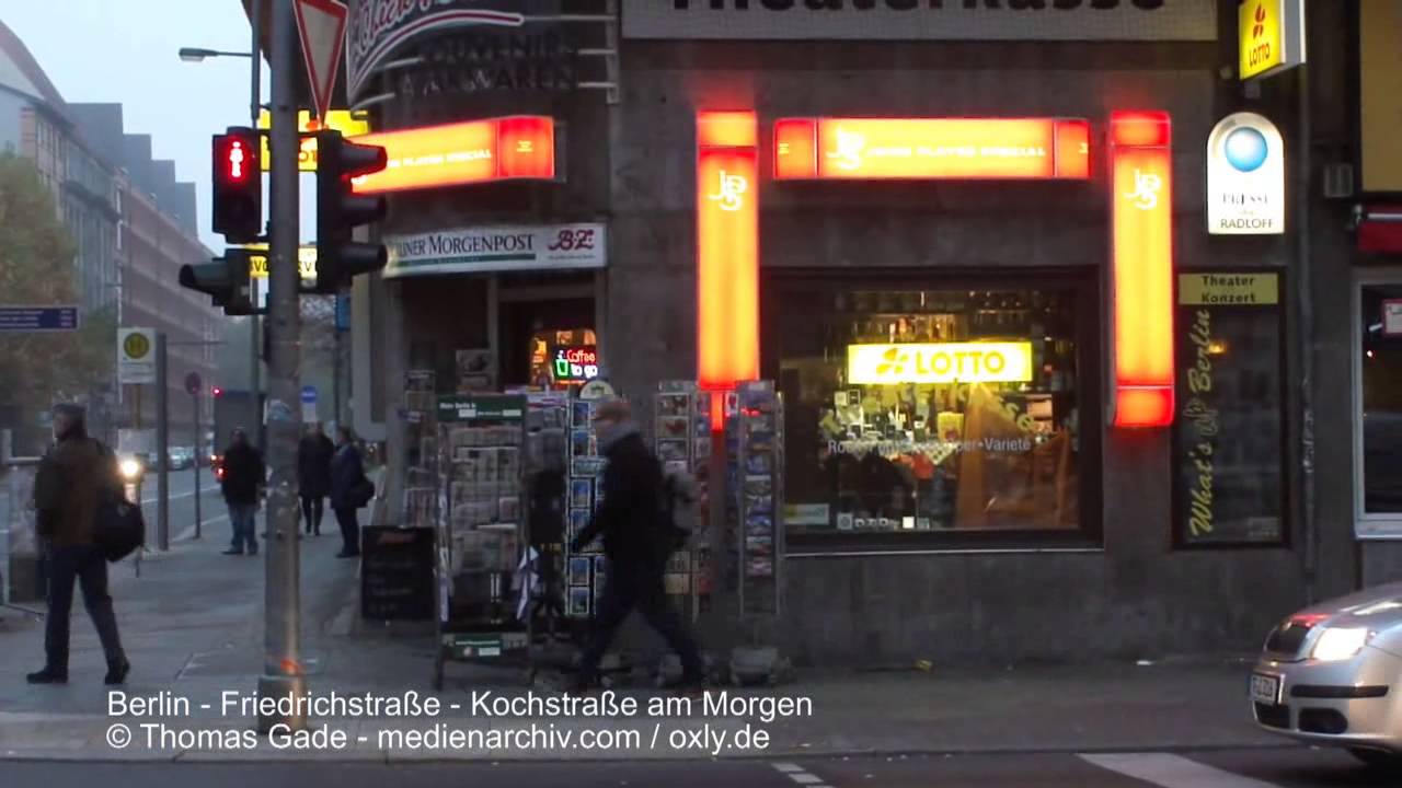 Berlin. Friedrichstrasse, Checkpoint Charly, Kochstrasse