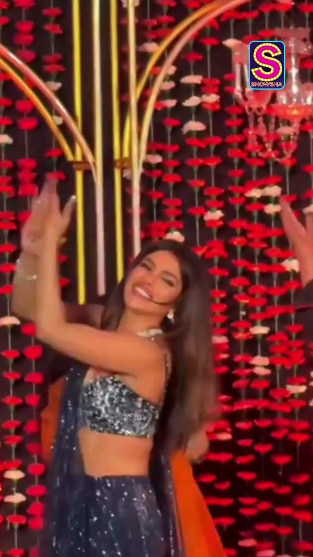 Desi Girl Priyanka Chopra Rocks Her Brother’s Sangeet | Bollywood Celebs | N18S | #shortvideos