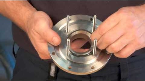 Assemble double S1 seal on Alfa Laval agitator