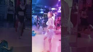 Hồng Mai Múa Bụng Đẹp.xuẩt Sắc Nè . Quí Bạn Xa Gân Ơi .