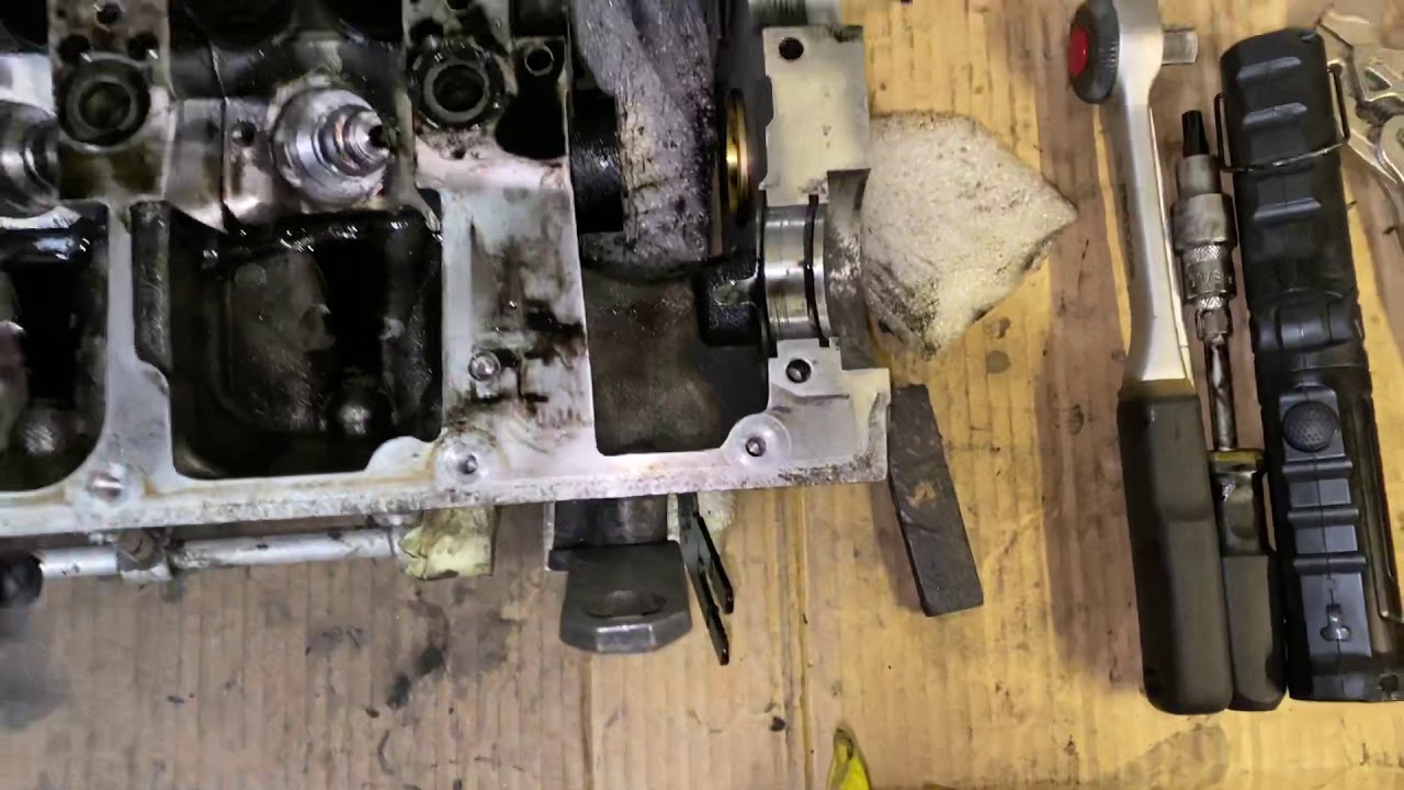 VW T5 Multivan 2,5 TDI AXD Nockenwelle Zylinderkopf Part2 YouTube VW T5 Multivan 2,5 TDI AXD Nockenwelle Zylinderkopf Part2 YouTube