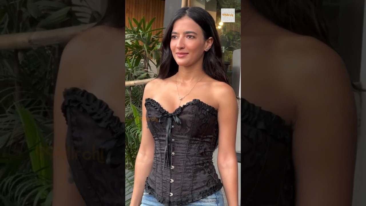 Soundous Moufakir Turns Heads in Bold Outfit 