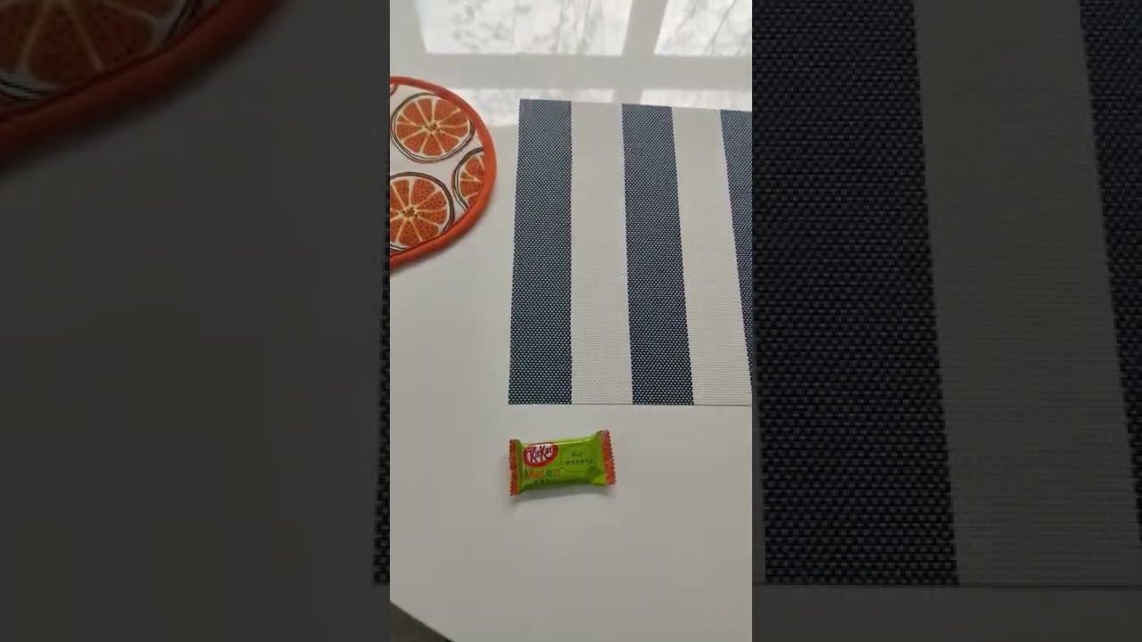 melon kit Kat bar