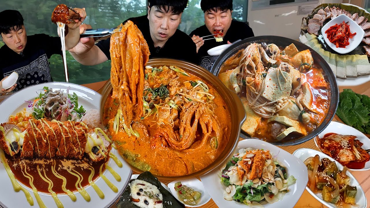 흑돼지홍삼돈까스 묵고.. 묵은지 듬뿍..토종닭볶음탕 묵고 두부전골 또먹음..