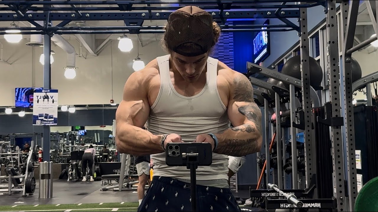 Бис и трис | Насос в канун Рождества