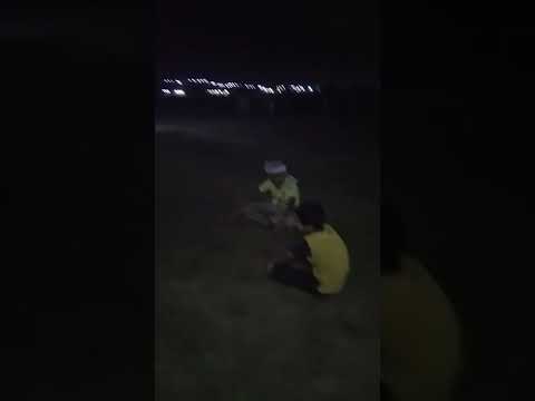 شوف صوت الضرطة 