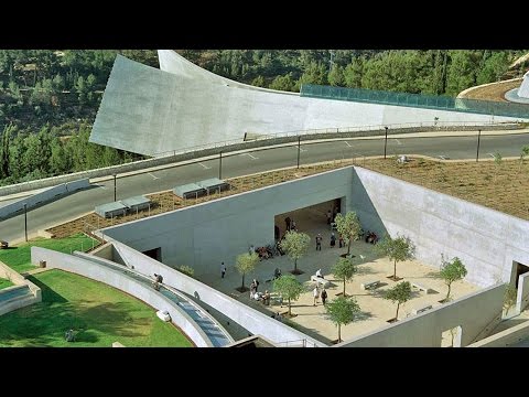 Video: Google Collabora Con Yad Vashem Per Creare L'archivio Dell'Olocausto Online - Matador Network