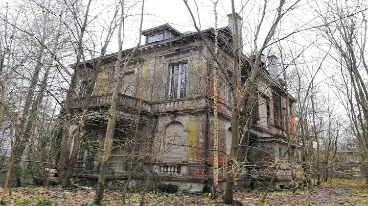 Sad Abandoned Mansion Were Anton Mason Died In 1991