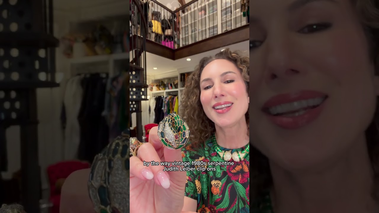 Can the Right Outfit Actually Fix a Bad Mood? | Carla Rockmore #feathers #tech #help #datenight