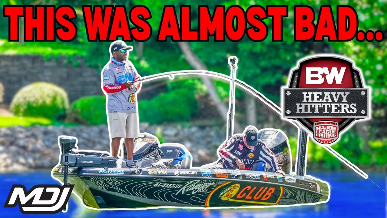 This Is NOT GOOD... (Smith Mountain Lake - Day 2)