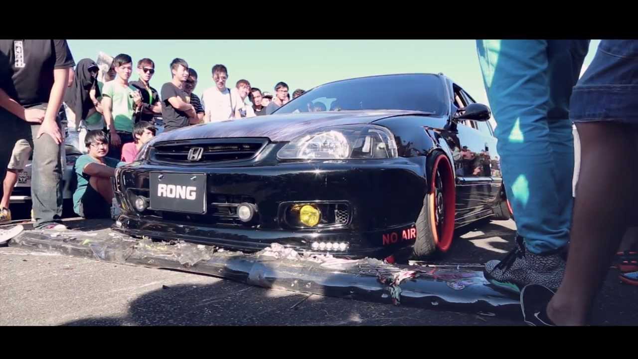 車高短車のスポイラーをぶっ壊して盛り上がっちゃう動画 わちょほほほ 車動画情報とかなんかそんなの