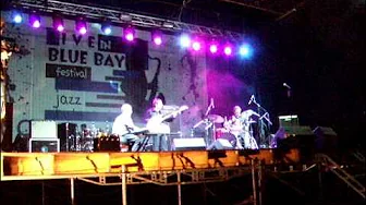 Live in Blue Bay 2010. Maucha Adnet, Helio Alves, Duduka da Fonseca (SOLO), Ark Ovrutski Live in Blue Bay 2010. Maucha Adnet, Helio Alves, Duduka da Fonseca (SOLO), Ark Ovrutski