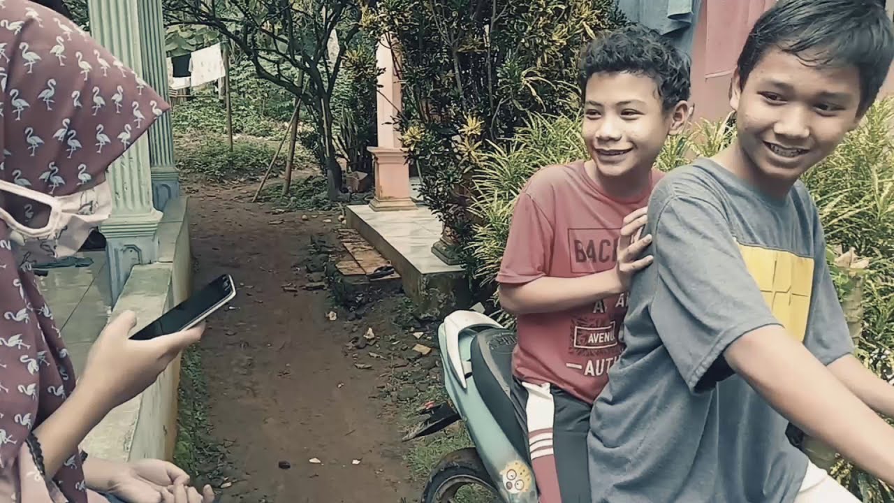 pake masker pas musim corona/covid19 wanita cantik berubah - YouTube