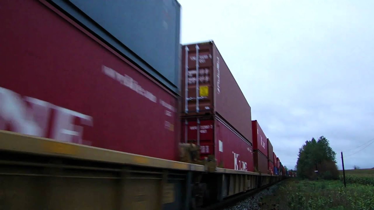 CP 8754 meets CP 8566 in Craighurst 1/2(16SEP2010)