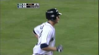 2010/10/02 Saunders solo home run