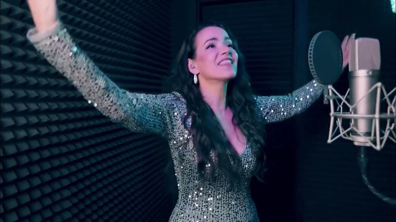 Laura Furmanova - Tattoo Cover (DJ Laback Remix & DJ Manuel Extended Video Edition) Laura Furmanova - Tattoo Cover (DJ Laback Remix & DJ Manuel Extended Video Edition)