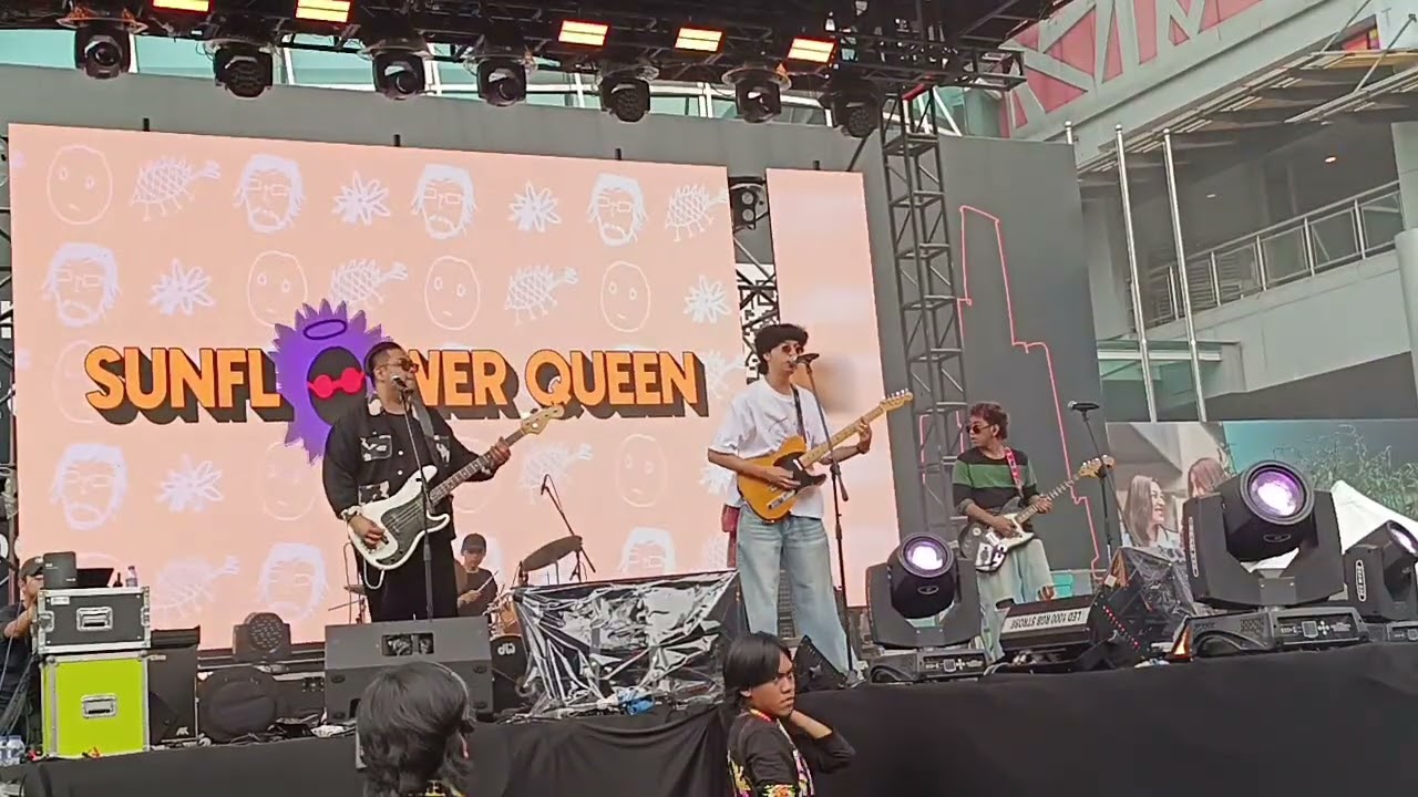 Loko - Sunflower Queen | Curvechella, The Curve 2025