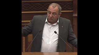 Չգիտեմ Ում Ծակը Դո՜Ւք Եք Մտել. Արծվիկ Մինասյան