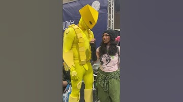 Interviewing people at cons #anime #conventions #interviews #minimic