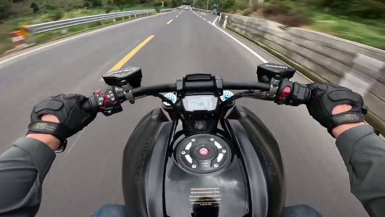 Ducati Diavel 1260s with Termignoni Exhaust POV Ride