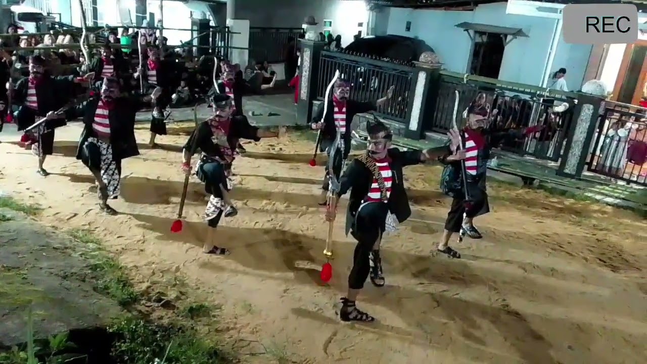 Kesenian Sakera Manunggal Rejo