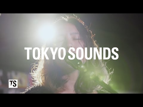 AAAMYYY - KAMERA feat. TENDRE (Music Bar Session)