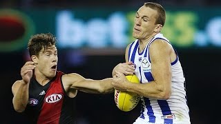Round 7, 2015 - Drew Petrie stands tall late
