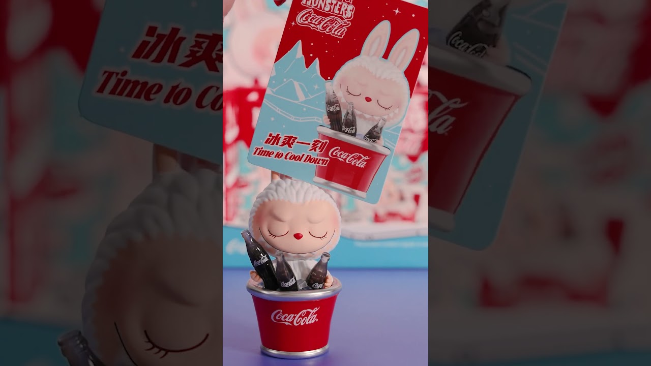 Unbox the joy of winter with THE MONSTERS x COCA-COLA! ❄️⛷️