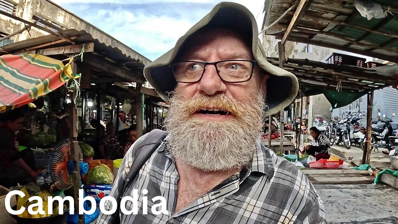 How dangerous are the streets of Phnom Penh?