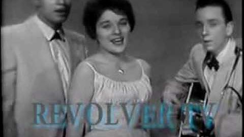 To Know Him Is to Love Him Studio version - Studio performance video thumbnail