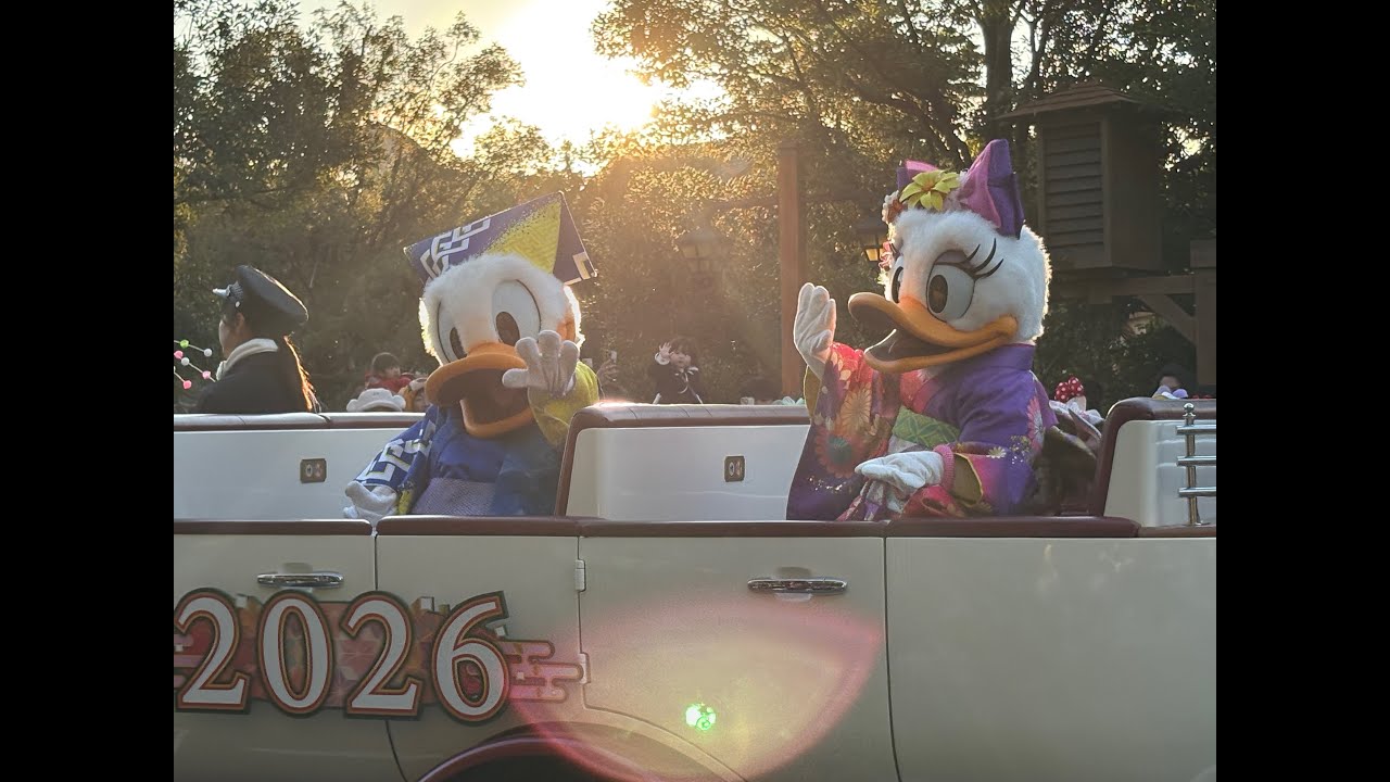 ディズニーランド　2026お正月　「ニューイヤーズ・グリーティング」