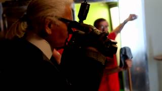 Karl Lagerfeld photographie Cassina. Exclusive backstage video.