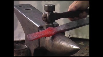 Leafing hammer 3, forging the hammer face