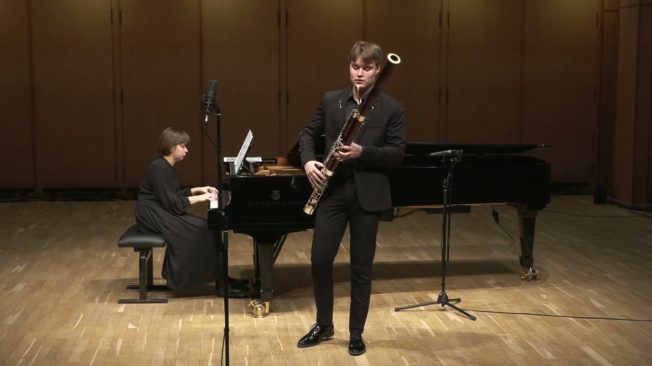 A.Tansman. Sonatine for bassoon and piano - YouTube