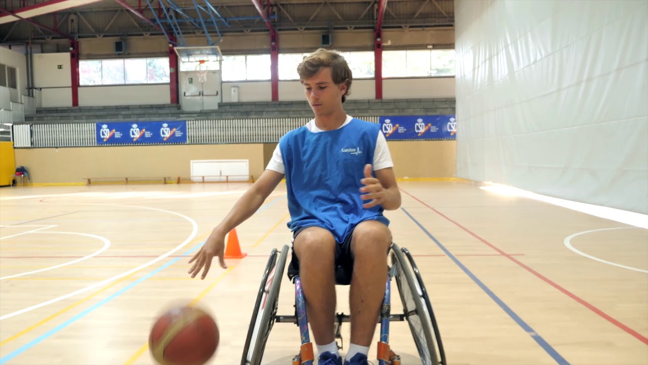Baloncesto en silla de ruedas - YouTube