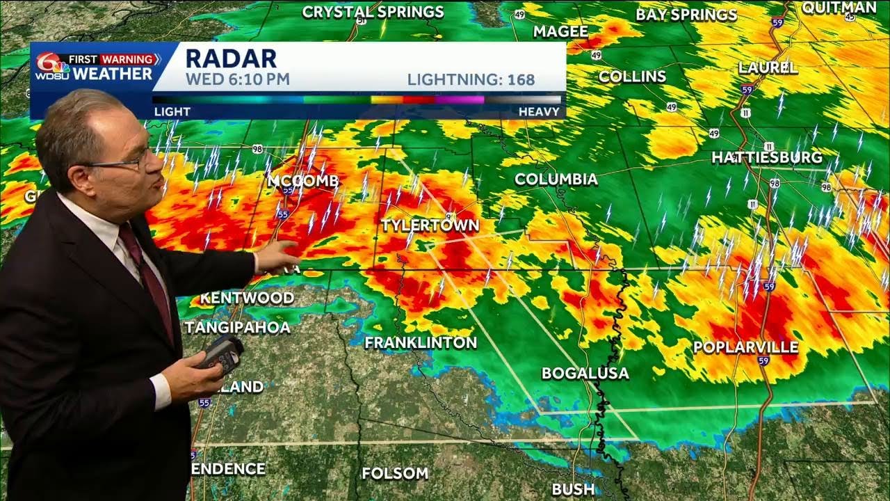 Alert Day with evening thunderstorms ahead of a cold front - YouTube