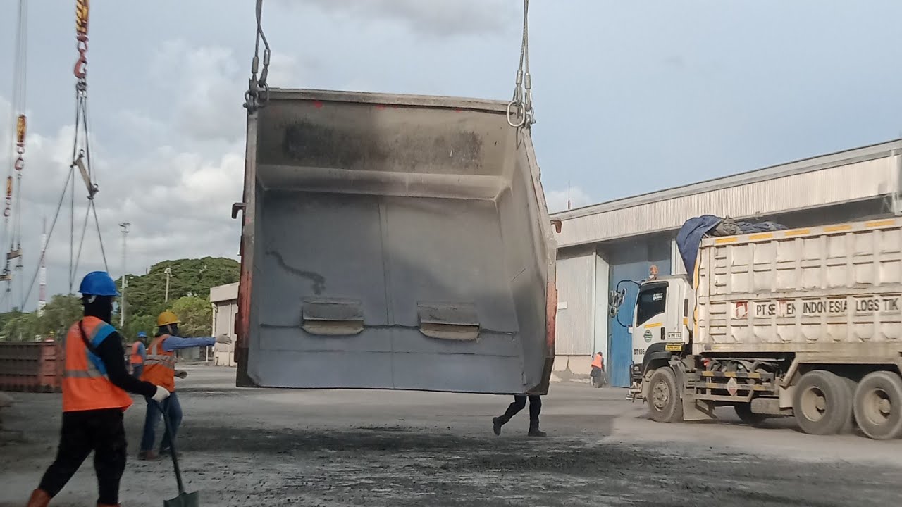 Process loading clinker - YouTube