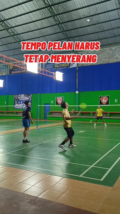 TEMPO PELAN TETAP HARUS MENYERANG #badminton #bulutangkis #badmintonclub #shorts #short