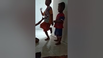 GOYANG entah apa yang merasukimu [anak kecil Dj Gagak]