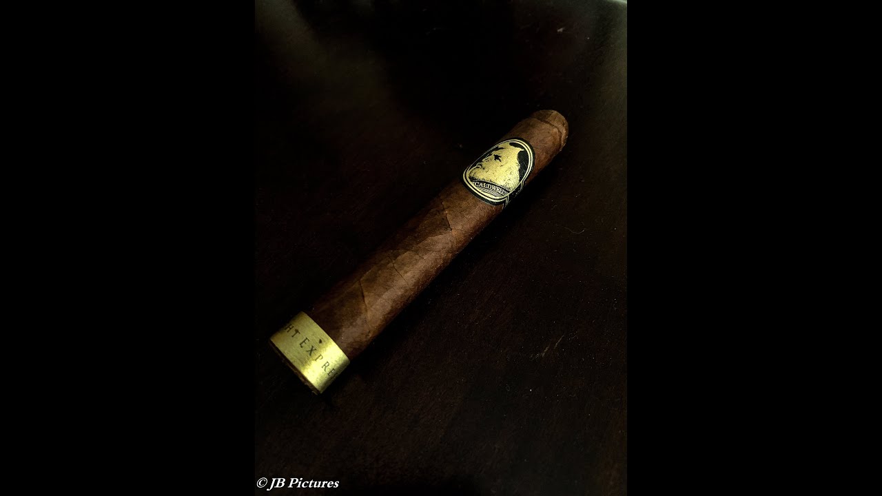 Caldwell Midnight Express In Robusto Cigar Review