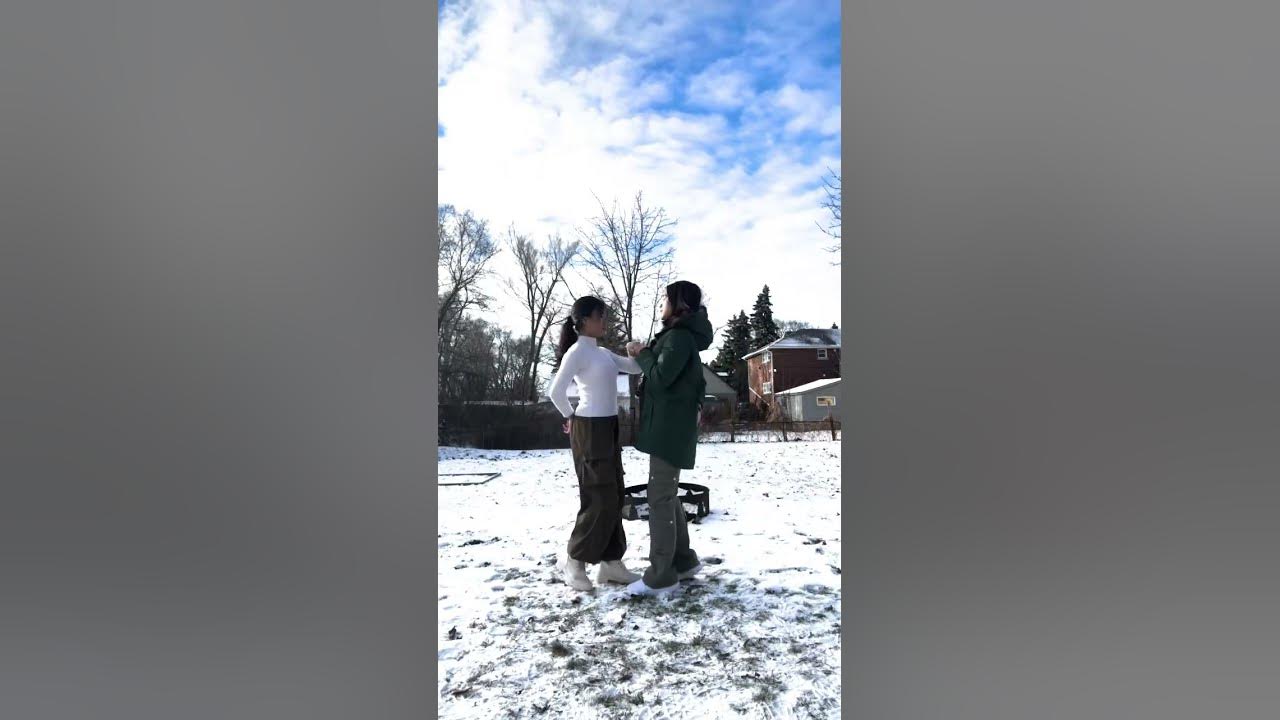 Sia - Snowman dance #christmas #music #snowman #dance #shorts #explore #fyp #bestie