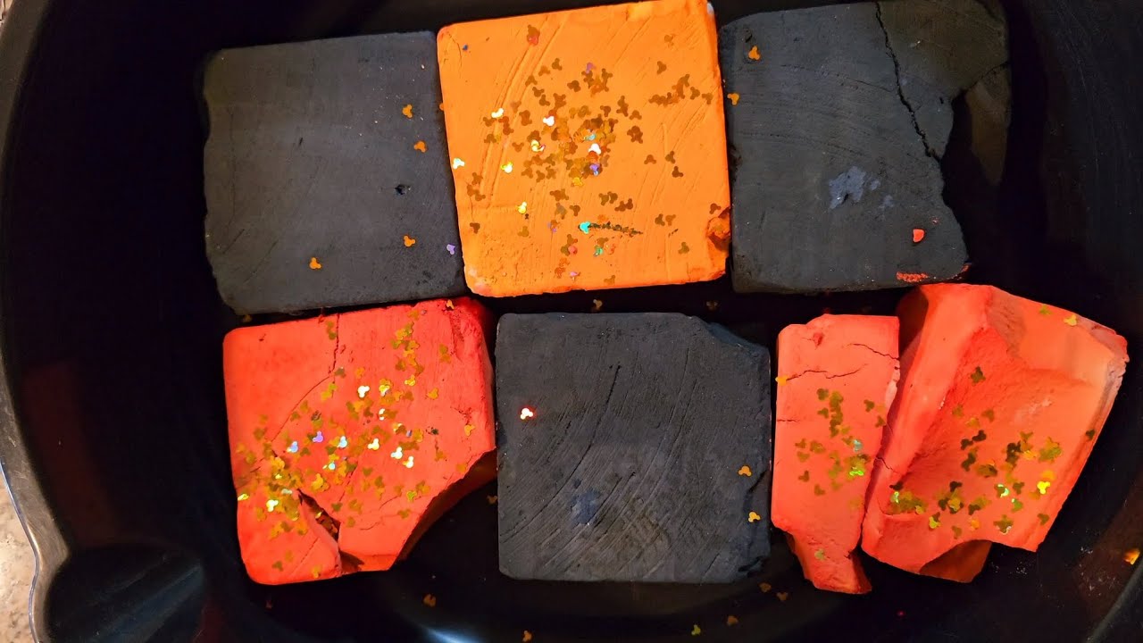 Dyed soft fresh blocks #asmr #gymchalk #oddlysatisfying #asmrsounds #sleep
