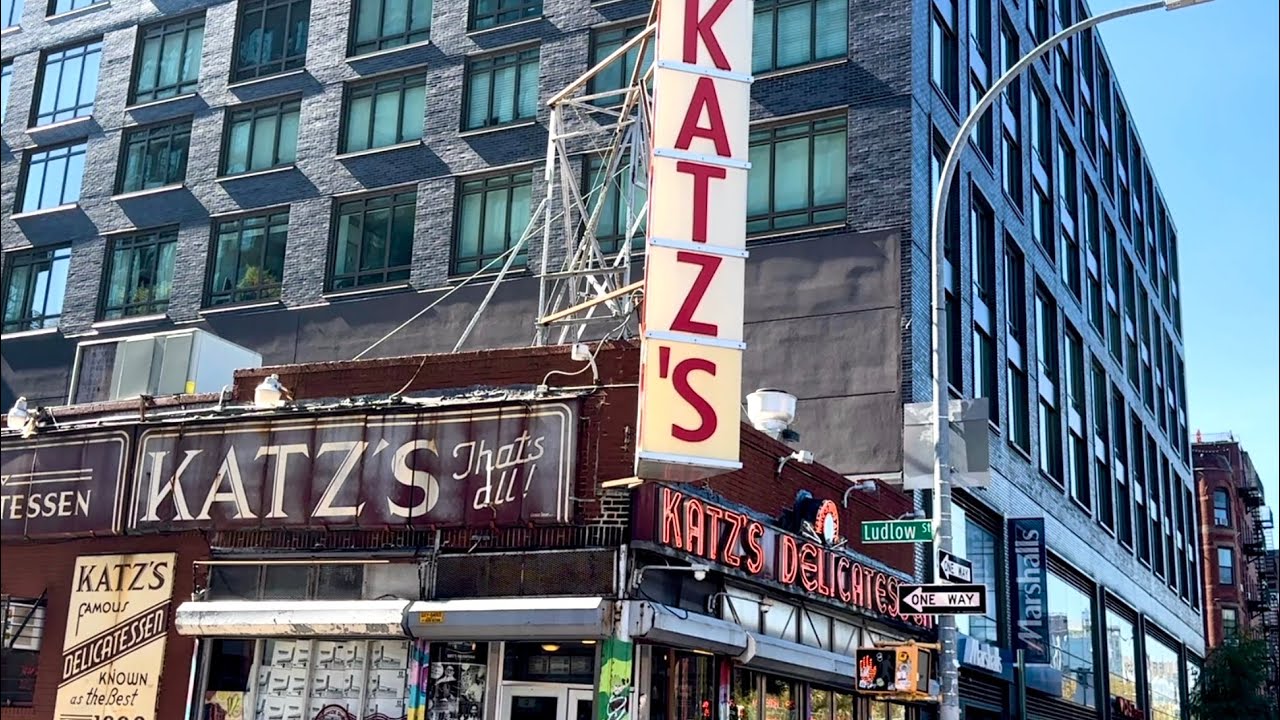 KATZ’S DELICATESSEN |  Lower East Side, Manhattan, NYC | Restaurant Review
