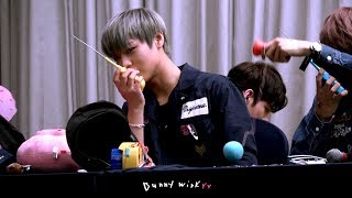 180407 Wanna Oneμλμ μ€ν ν¬λνΈν
ν¬μΈμΈν PART 1 (4K focus. λ°μ§ν Park Jihoon)