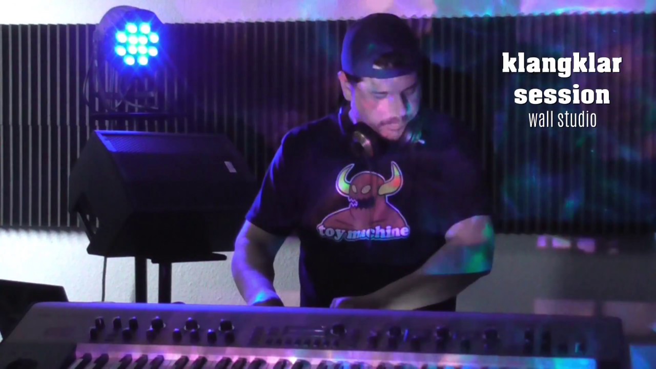 wasscass in the mix (klangklar session - at WALL Studio)